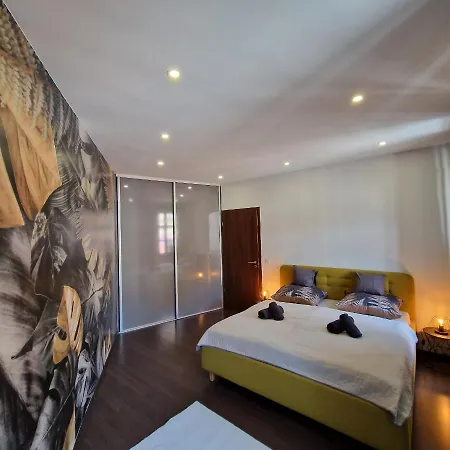 Newpearl דירה סופרון